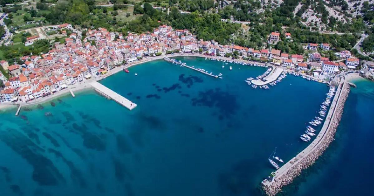 Anchor Baska Apartment Exterior photo